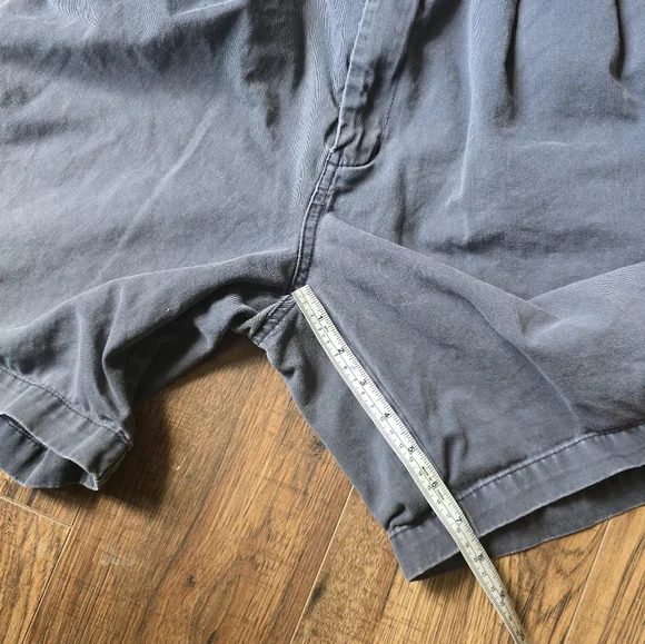 Eddie Bauer Shorts - Picture 3 of 5